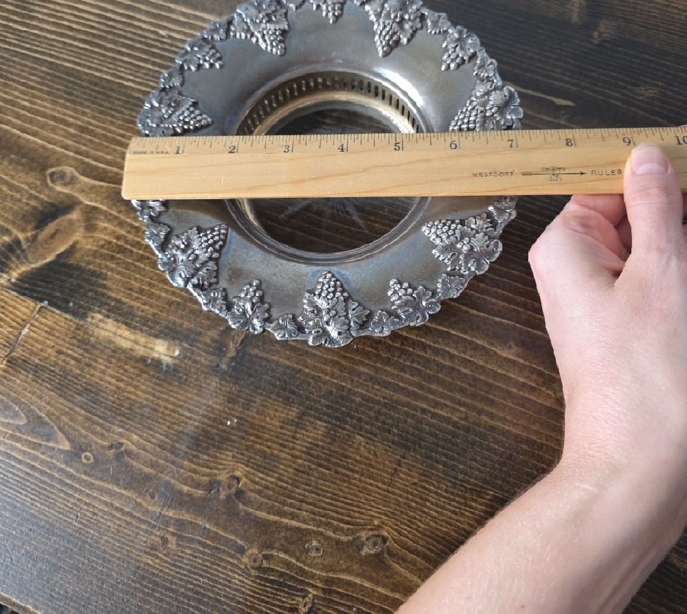 Elegant Silver Decorative Plate‎ - Picture 9 of 13